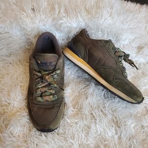 NAUTICA SPORT TECH| Womens Army Green sneakers| size 7